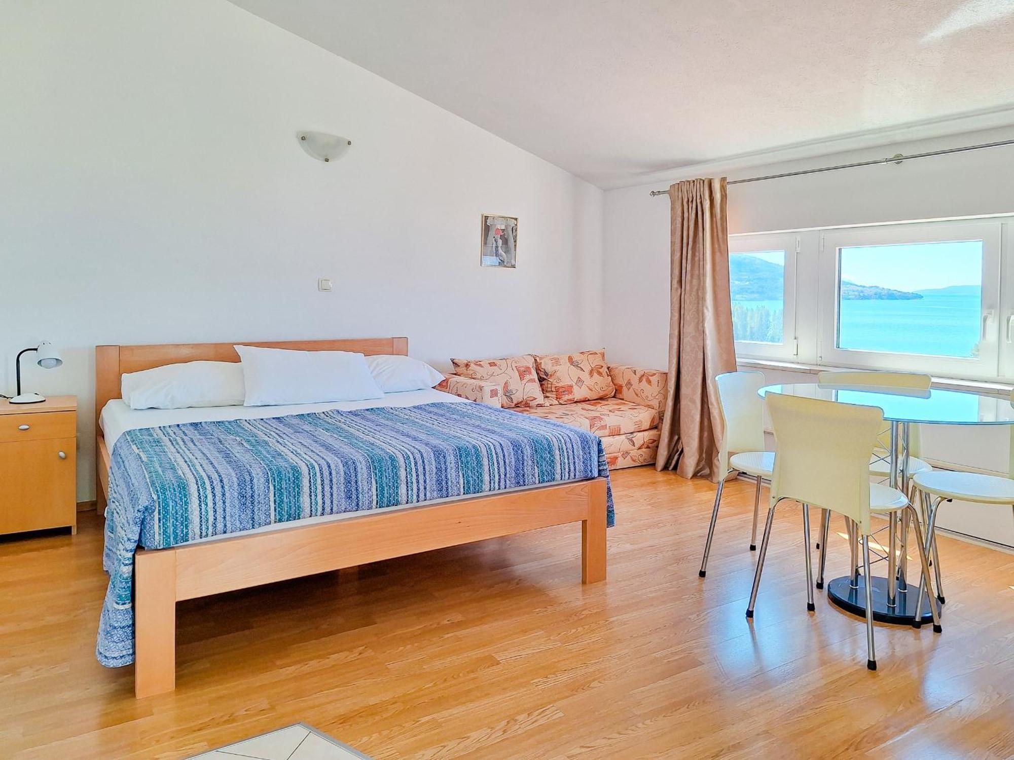 Apartments Maria ดูเช ภายนอก รูปภาพ
